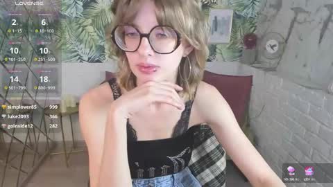 Snapshot of rubytwinkle chatting on January 24, 2:39 am Ruby online show from January 24, 2:39 am