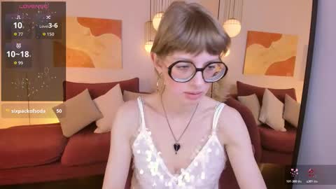 Snapshot of rubytwinkle chatting on October 24, 8:49 pm Ruby online show from October 24, 8:49 pm