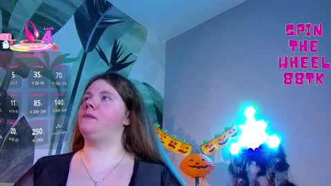 Snapshot of rubyvalen chatting on October 27, 1:09 am Ruby online show from October 27, 1:09 am