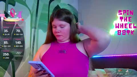 Snapshot of rubyvalen chatting on December 2, 1:33 am Ruby online show from December 2, 1:33 am