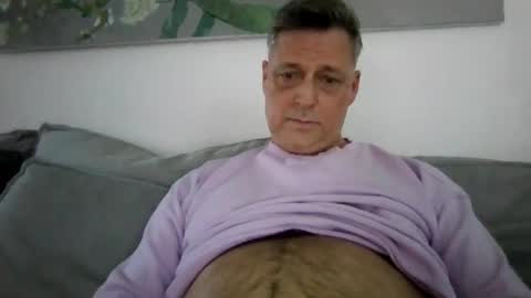 Snapshot of rudeski chatting on February 24, 3:31 pm rudeski online show from February 24, 3:31 pm