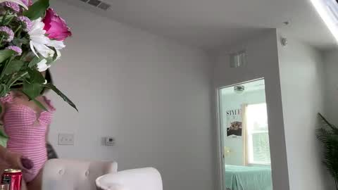 RueEvo online show from January 15, 8:23 pm