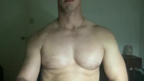 Snapshot of runfasterxo chatting on December 28, 12:13 pm runfasterxo online show from December 28, 12:13 pm