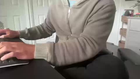 rungriff2323 online show from October 15, 3:23 pm