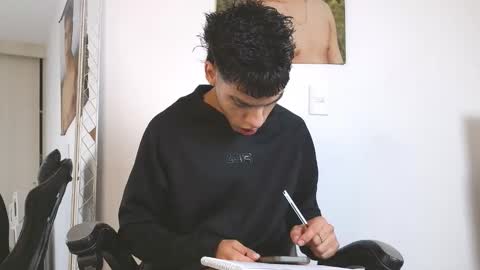  R U S S E L L  online show from February 26, 2:16 pm