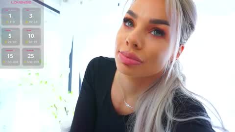 Ava online show from February 23, 7:50 am