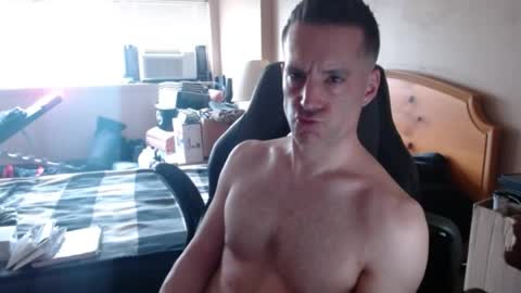 rustic_cuse_777 online show from April 14, 8:15 pm