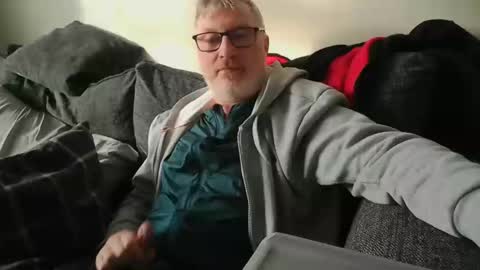 Snapshot of rusty69x chatting on December 16, 11:22 am rusty69x online show from December 16, 11:22 am