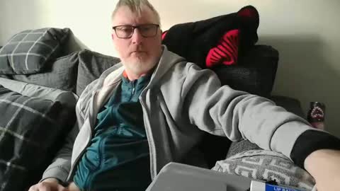 Snapshot of rusty69x chatting on December 19, 11:29 am rusty69x online show from December 19, 11:29 am