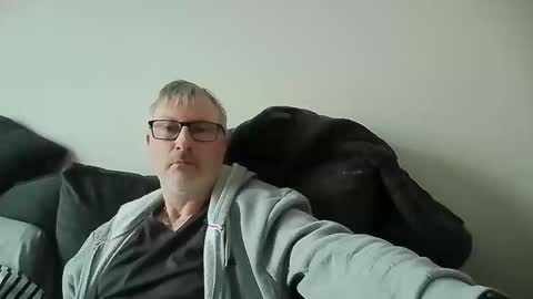 Snapshot of rusty69x chatting on December 27, 12:01 pm rusty69x online show from December 27, 12:01 pm