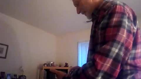 Snapshot of rustyx22 chatting on February 9, 10:32 pm Rusty online show from February 9, 10:32 pm