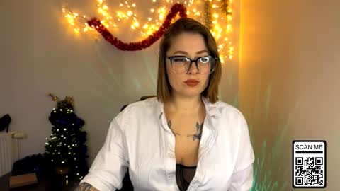 Snapshot of ruthless_111 chatting on January 12, 2:22 pm Nika online show from January 12, 2:22 pm