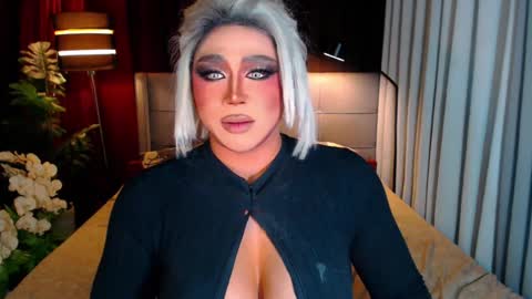 Snapshot of ruthlessmistressx chatting on December 26, 8:11 pm Samantha online show from December 26, 8:11 pm
