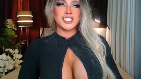 Snapshot of ruthlessmistressx chatting on December 29, 6:56 am Samantha online show from December 29, 6:56 am