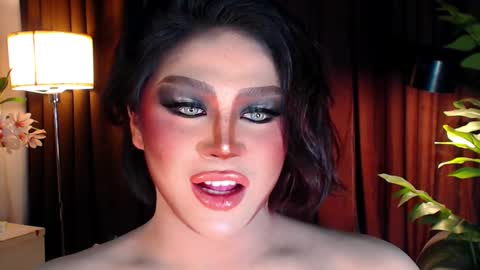 Snapshot of ruthlessmistressx chatting on February 9, 5:54 pm Samantha online show from February 9, 5:54 pm
