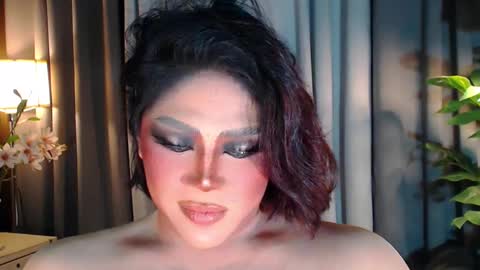Snapshot of ruthlessmistressx chatting on February 17, 2:37 pm Samantha online show from February 17, 2:37 pm