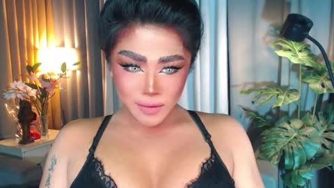 Snapshot of ruthlessmistressx chatting on March 1, 9:37 pm Samantha online show from March 1, 9:37 pm