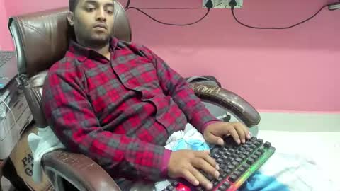 rwb17 online show from November 16, 1:17 pm