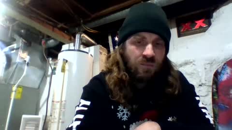 rwb1982 online show from December 21, 5:07 pm