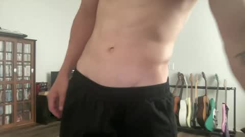 Snapshot of ryan287747 chatting on June 19, 6:23 pm ryan online show from June 19, 6:23 pm