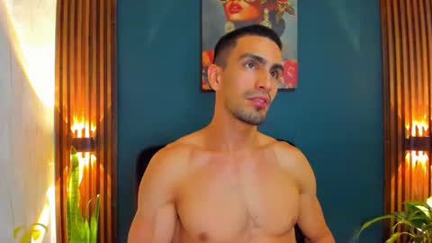 Ryan independent model online show from January 16, 2:43 pm
