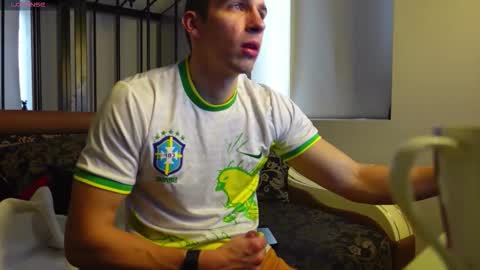 RYAN DOZER online show from November 20, 8:14 am