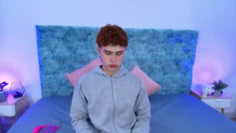 Snapshot of ryan_onfire chatting on February 9, 11:25 am R Y A N ON F I R E online show from February 9, 11:25 am