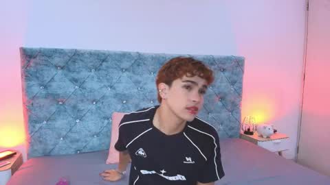 R Y A N   ON   F I R E online show from April 4, 1:19 pm