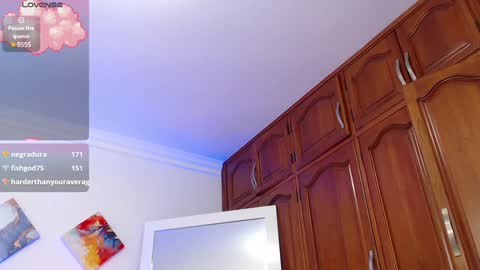 Hanna  online show from January 18, 1:08 pm