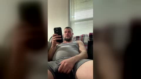 Snapshot of ryanmhoyt88 chatting on April 21, 9:50 pm ryanmhoyt88 online show from April 21, 9:50 pm