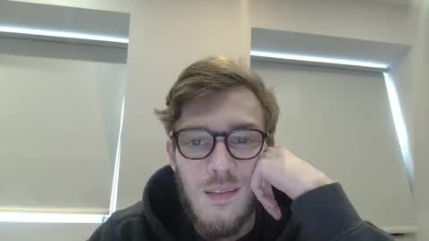 Snapshot of ryanogorman5858 chatting on February 26, 1:41 pm anonomousstoneruk online show from February 26, 1:41 pm