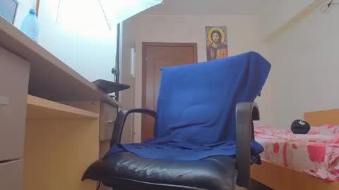 Ryanstone  online show from June 1, 3:36 pm