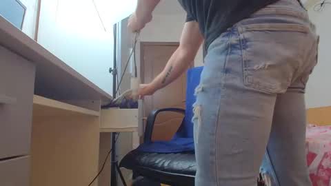Ryanstone  online show from June 3, 4:26 am