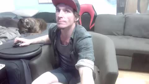 Snapshot of ryanteedaddy chatting on October 12, 9:19 am Ryan Tee online show from October 12, 9:19 am