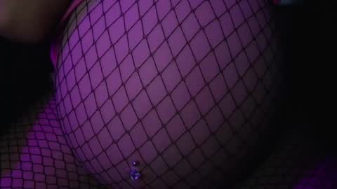 SINGLE WIDOWED MOM online show from May 30, 7:16 am