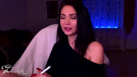 Snapshot of s3r3ndipity chatting on January 20, 2:53 am Y      online show from January 20, 2:53 am