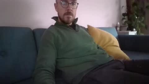 s_i_q online show from October 23, 8:57 am