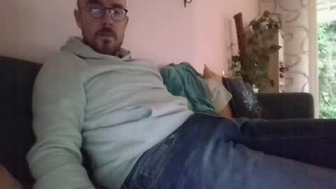 s_i_q online show from October 27, 8:07 am