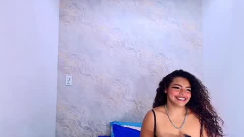 s_sofia_ online show from February 24, 7:19 pm