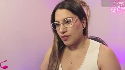 saaya_tay online show from November 20, 3:18 am