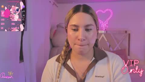 Snapshot of saaya_tay chatting on February 26, 3:38 am saaya_tay online show from February 26, 3:38 am