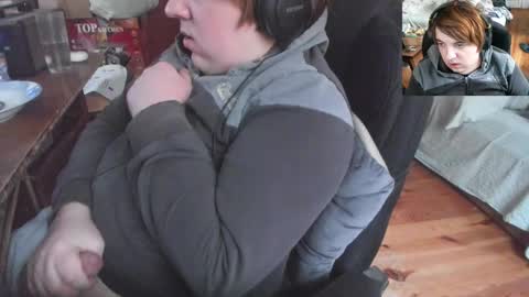 1141323  my Lord Mister Max   moms treasure online show from January 7, 9:45 am