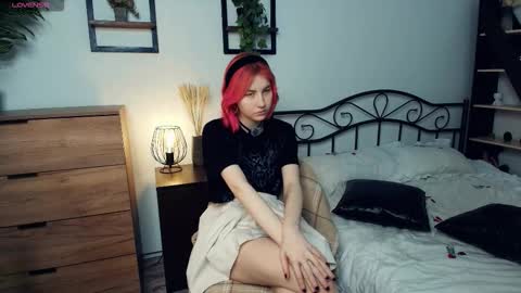 Sabrina online show from December 15, 7:45 am