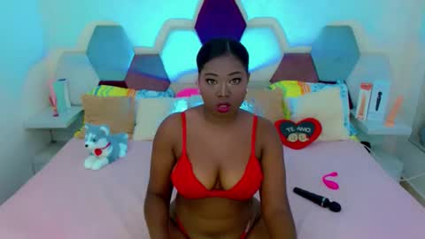 sabriana_smith1 online show from January 17, 4:39 am