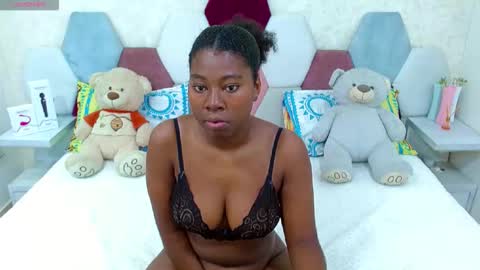 Snapshot of sabriana_smith1 chatting on April 26, 4:21 am sabriana_smith1 online show from April 26, 4:21 am