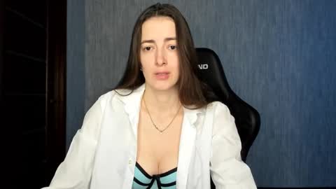 Snapshot of sabrina_mur chatting on December 21, 7:37 am sabrina_mur online show from December 21, 7:37 am