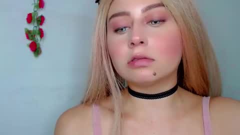 Snapshot of sabrinaexpositoxx chatting on January 24, 3:22 am SABRI online show from January 24, 3:22 am