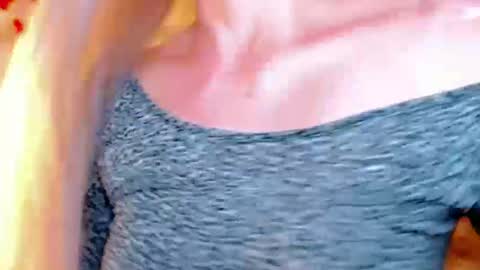 Snapshot of sabrinaexpositoxx chatting on March 1, 2:37 am SABRI online show from March 1, 2:37 am