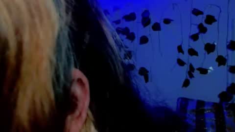 Snapshot of sabrinaexpositoxx chatting on February 10, 10:41 am SABRI online show from February 10, 10:41 am