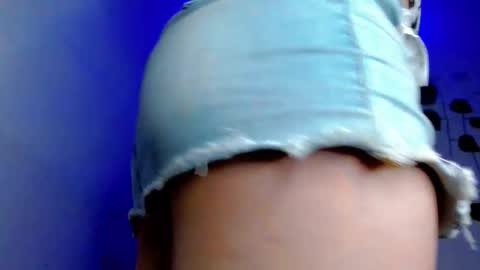 Snapshot of sabrinaexpositoxx chatting on March 19, 8:18 am SABRI online show from March 19, 8:18 am